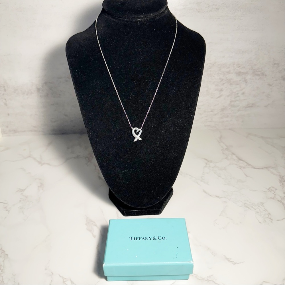 Tiffany & Co. Sterling Silver Paloma Picasso Loving Heart Pendant Necklace 18"
